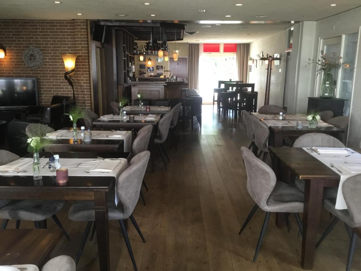 Hotel Steensel Екстер'єр фото